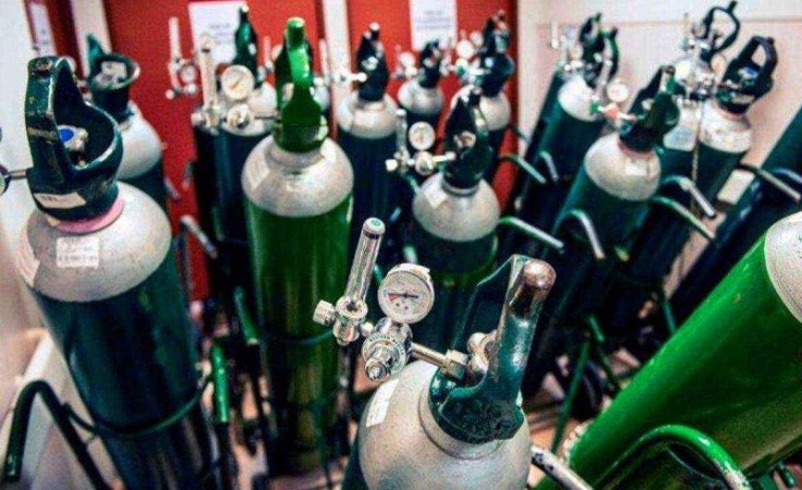 India to import 50,000 MT medical oxygen as hospitals reeled under oxygen shortages