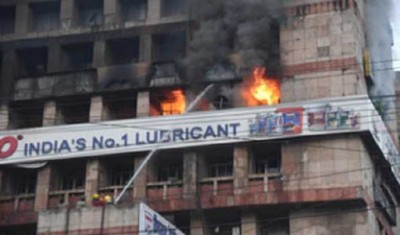 Bihar: Massive fire breaks out at scrap warehouse