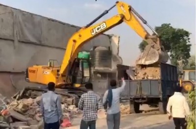 BREAKING! 4 Dead After 3-Storey Rice Mill Collapses in Karnal