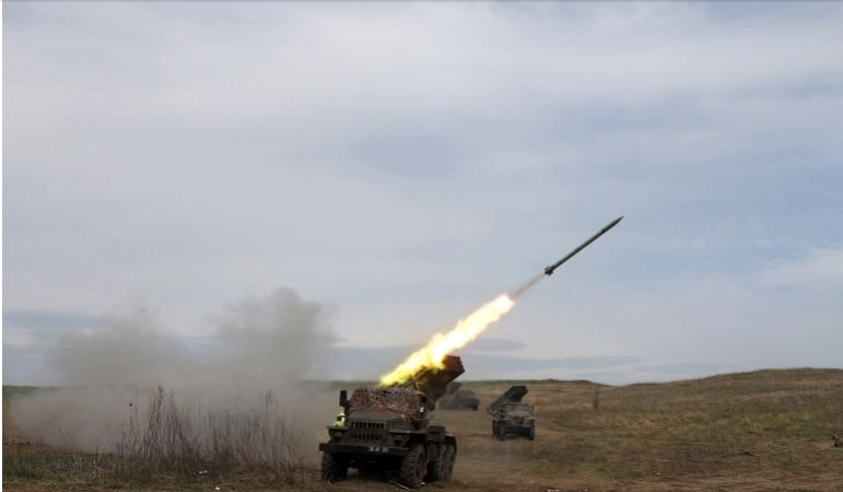 रूस ने यूक्रेन के पूर्व में 'डोनबास के लिए लड़ाई' शुरू की: ज़ेलेंस्की