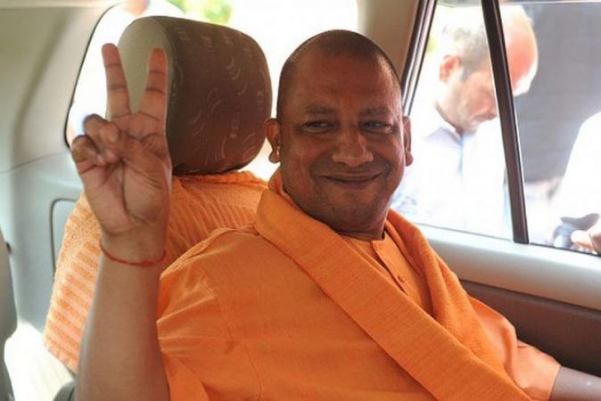 CM Yogi AdityaNath bans red beacons in UP from today