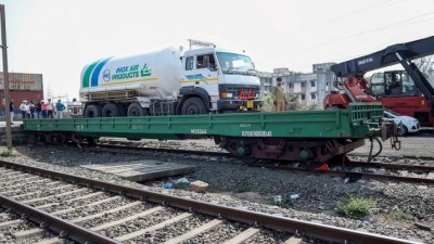 ऑक्सीजन आपूर्ति के लिए भारतीय रेलवे ने की ये बड़ी मदद