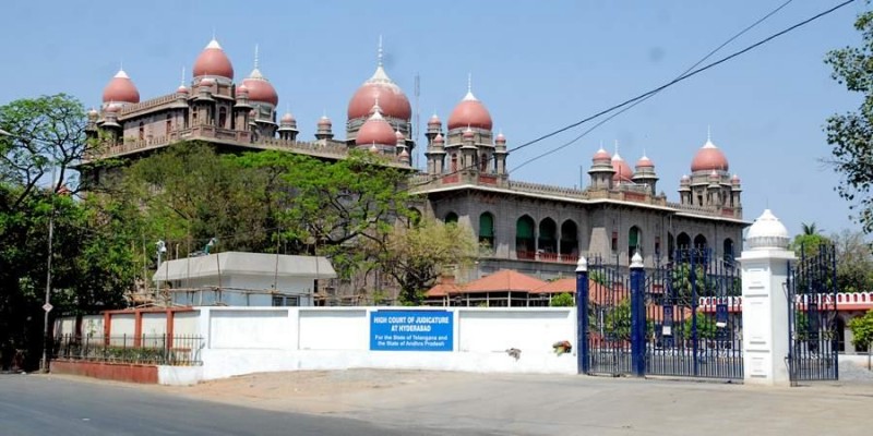 Telangana high court reprimand central government for oxygen and medicine supply inability, says this