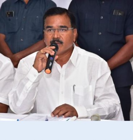 तेलंगाना के कृषि मंत्री एस निरंजन रेड्डी ने कोरोना संक्रमण पर किया चौकाने वाला खुलासा