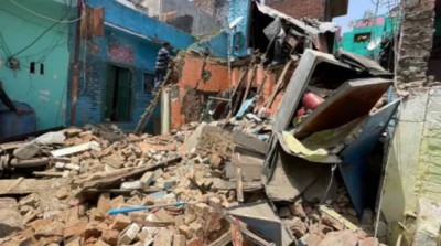 Tragic Cylinder Blast Destroys Two-Storey House in Lucknow, 4 injured