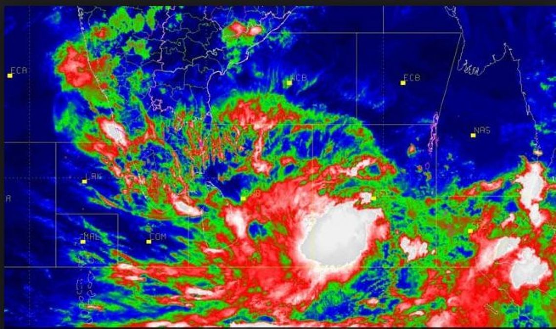 IMD issued a high alert; Cyclone ‘Fani’ intensify severe cyclone storm in northwestwards