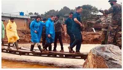 Rahul and Priyanka Gandhi Visit Landslide-Affected Wayanad