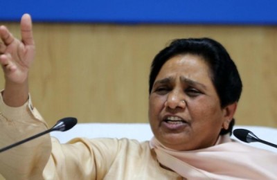 BSP lashes out at Priyanka Gandhi Vadra and congress over 40 percent ticket to women