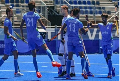Rajasthan CM Gehlot greets Indian men's hockey team for winning Olympic medal