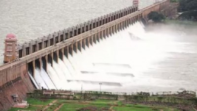 Tungabhadra Reservoir Crisis: Broken Gate Causes Massive Water Release