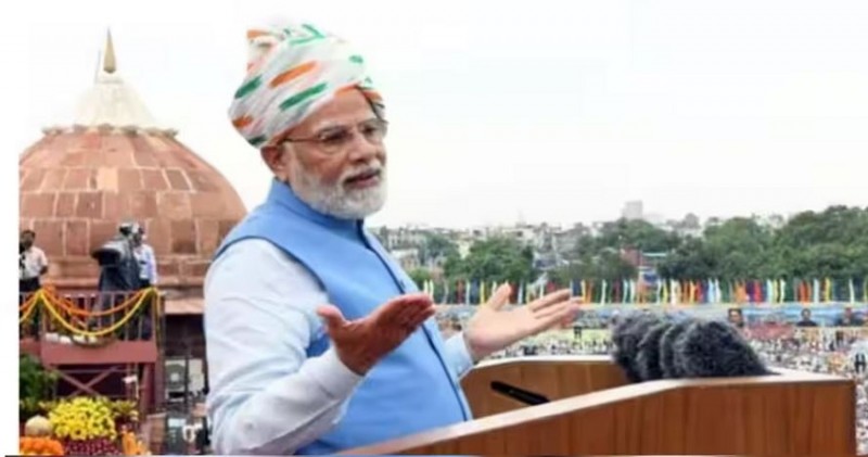 Modi Sets Record: 11 Years of Raising the Tricolor at Red Fort