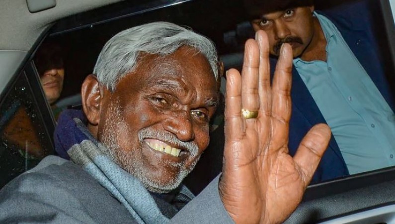 Former Jharkhand CM Champai Soren Visits Delhi with 6 MLAs: BJP Talks Loom?