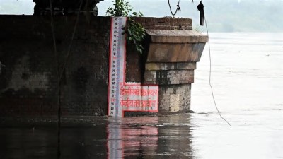 Yamuna crosses danger mark in Delhi, flood advisory issued