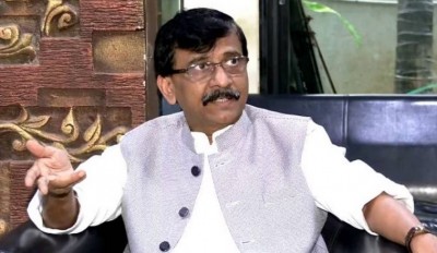 Sanjay Raut Criticizes Central Government for Election Delays in Maharashtra and Jharkhand