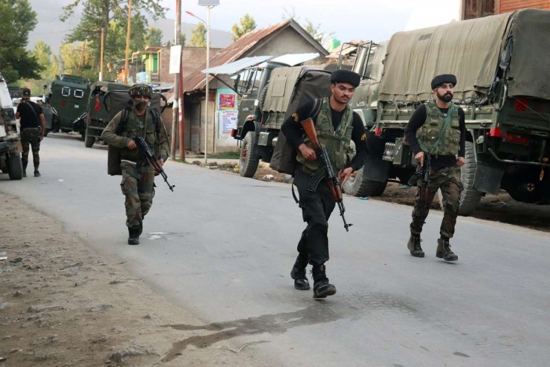 Jammu and Kashmir: One terrorist neutralized in encounter in Awantipora