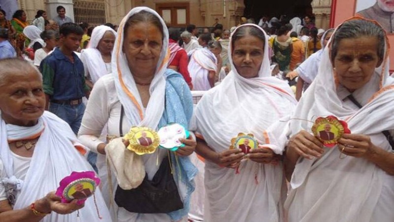 PM Modi receives handmade rakhis from Vrindavan widows