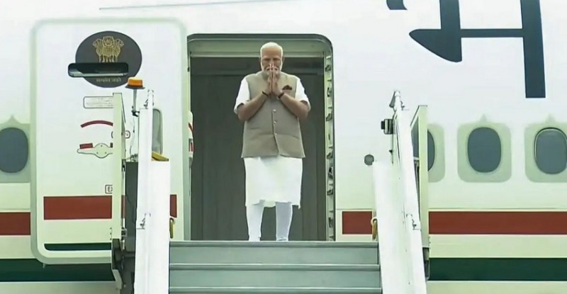 PM Modi Returns to Delhi After Historic Visits to Poland and Ukraine