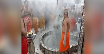 Mahakaleshwar Temple Hosts Special Bhasma Aarti for Krishna Janmashtami