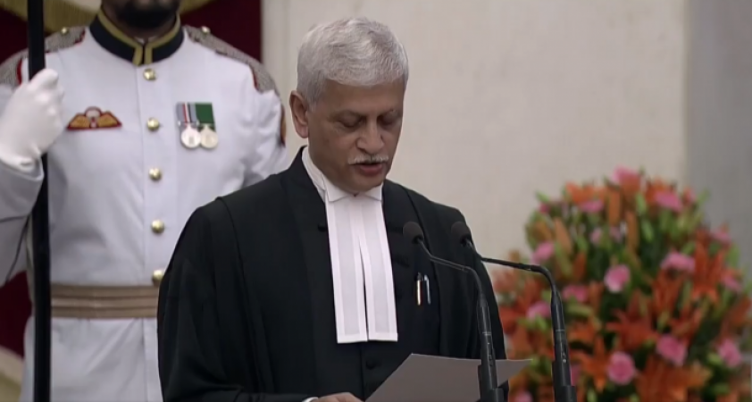 Justice UU Lalit takes oath as Chief Justice of India