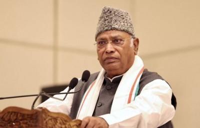 Congress President Mallikarjun Kharge Criticizes Modi Government's Handling of Women's Safety