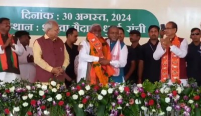 Former Jharkhand CM Champai Soren Joins BJP, Boosting Party's Tribal Outreach