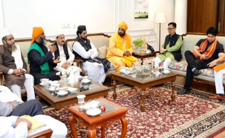 Prominent Muslim Religious Leaders Urge Union Minority Minister Kiren Rijiju for Reforms on Waqf Boards