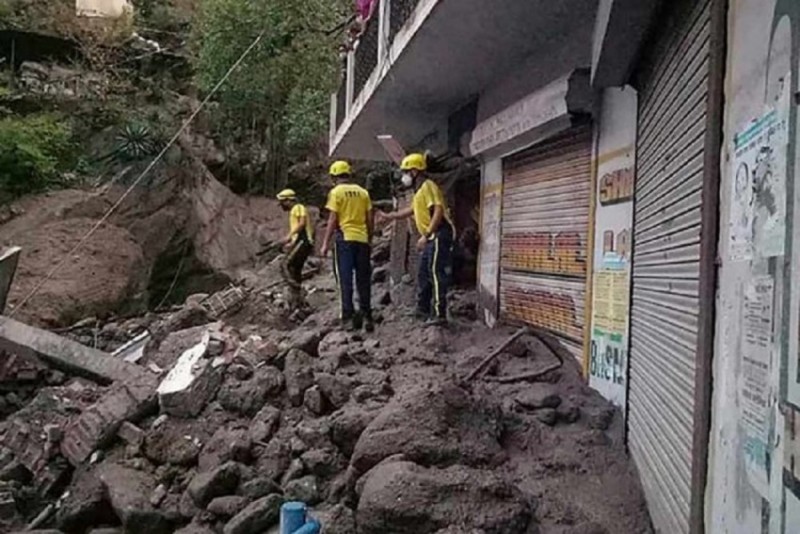 Dharchula heavy rains flatten houses, five killed and two missing