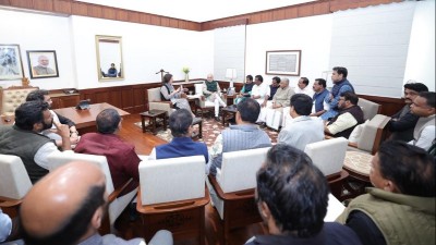 Priyanka Gandhi and Kerala MPs Met Amit Shah, Demanded Immediate Relief for Wayanad Landslide Victims