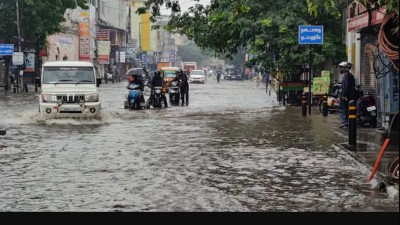 Tamil Nadu Schools Closed Amid Heavy Rain Alert; Cold Wave Looms Over Northern India