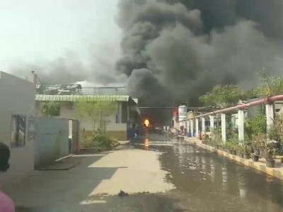Huge explosion at chemical factory in Hyderabad, Several injured