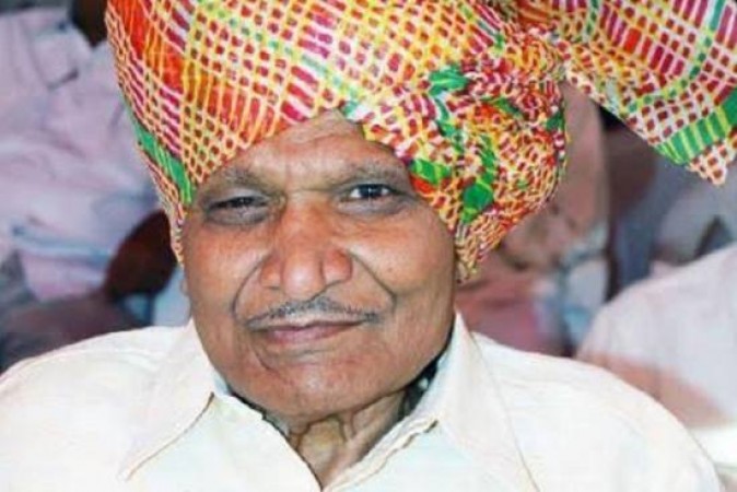 Noted wrestler Sripati Khanchanale dies at 86