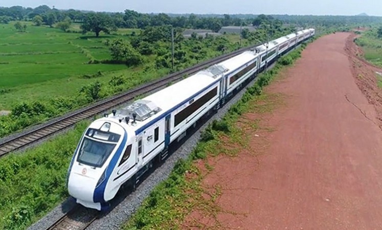 Enhanced Connectivity: Uttar Pradesh Welcomes Two Vande Bharat Trains via Lucknow