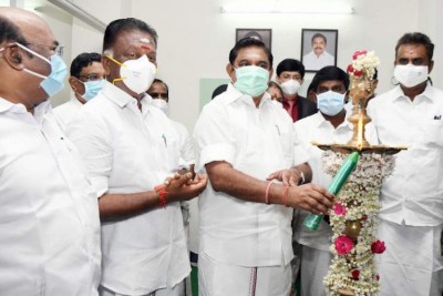 तमिलनाडु के सीएम ने किया 650 अम्मा मिनी क्लीनिक का उद्घाटन