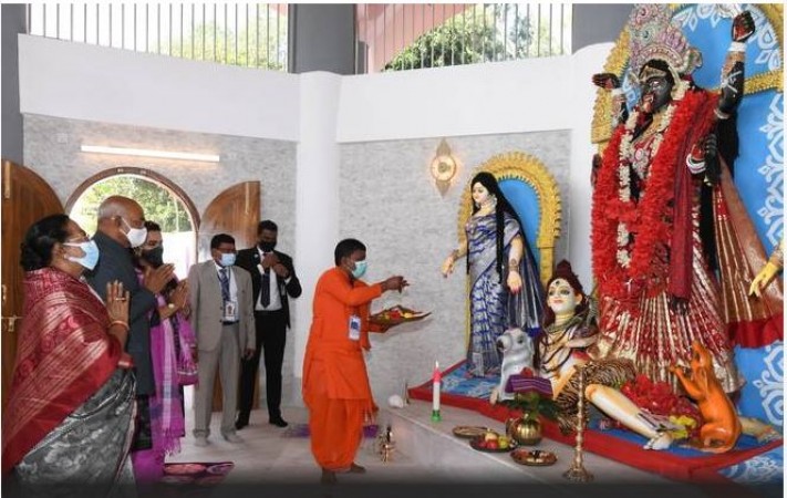Ram Nath Kovind inaugurates  historic Kali Mandir in Dhaka