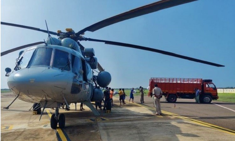 IAF Helicopters Aid Flood-Hit Tamil Nadu, Defence Minister's Office Assures Relief Efforts