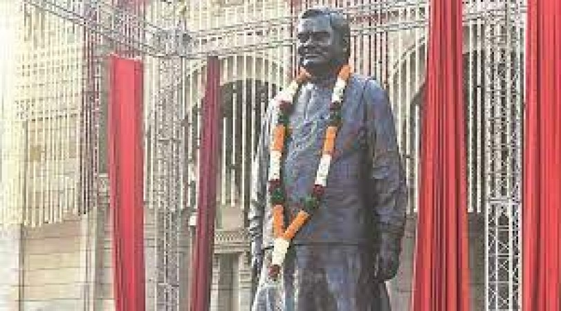 Former PM Vajpayee statue to be unveiled on December 25 in Bhopal