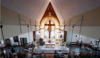 कर्नाटक में चिक्कबल्लापुरा के चर्च में तोड़फोड़