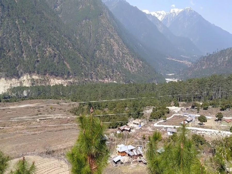 अरुणाचल प्रदेश ,चीन के साथ लगने वाले  गांवों का विकास करेगा