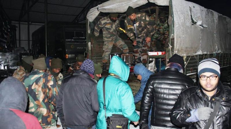 Sikkim :Indian Army rescues 2,500 people stuck due to heavy snowfall near Nathula