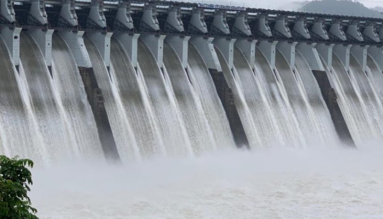 Hydro projects in this State will generate carbon credits