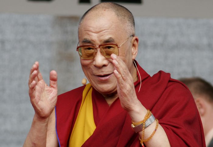 Dalai Lama reached Amaravati, will attend the National Women’s Parliament tomorrow