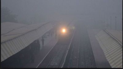 Low visibility and dense fog lead at least 20 trains running delay