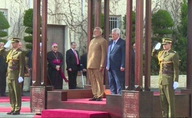 The first Indian Prime Minister Narendra Modi arrives in Ramallah