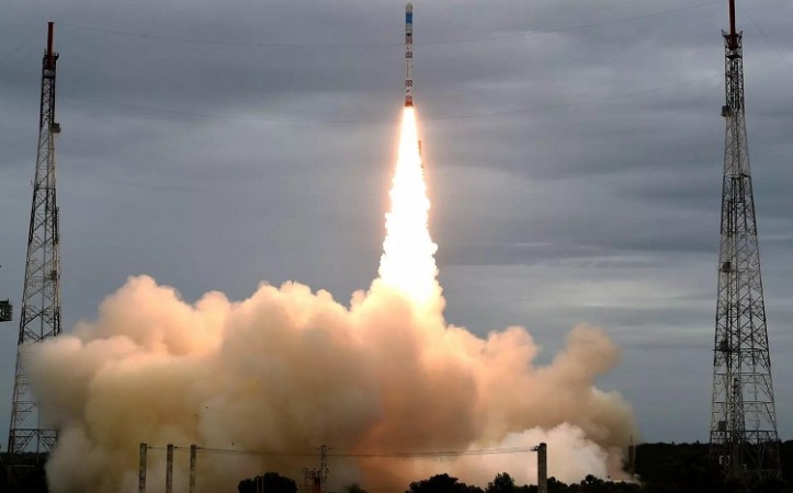 ISRO's New Rocket SSLV-D2 launch today, Full Details here