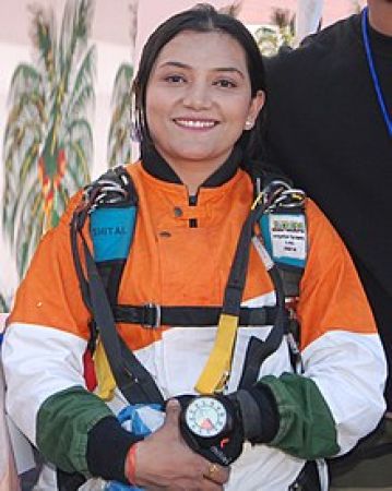 Indian Skydiver creates record; skydives in saree