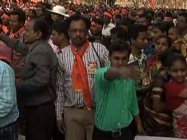 Hindu Samhati members convert a Muslim family to Hinduism