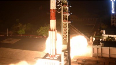 प्रधानमंत्री मोदी ने अंतरिक्ष वैज्ञानिकों को श्रीहरिकोटा में PSLV C52 के सफल प्रक्षेपण का अभिवादन किया