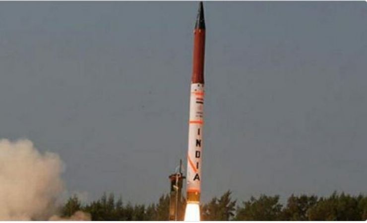 SFC successfully test fired 2,000 km strike range Agni II nuclear missile