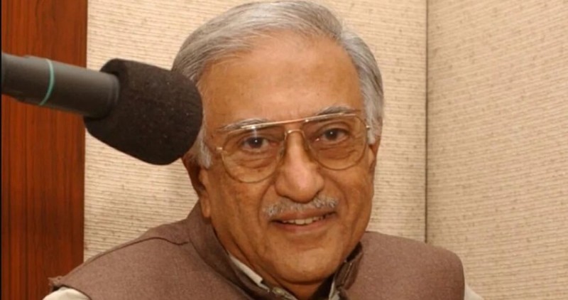 Iconic Radio Voice Ameen Sayani Passes Away at 91; Top Leaders Mourn