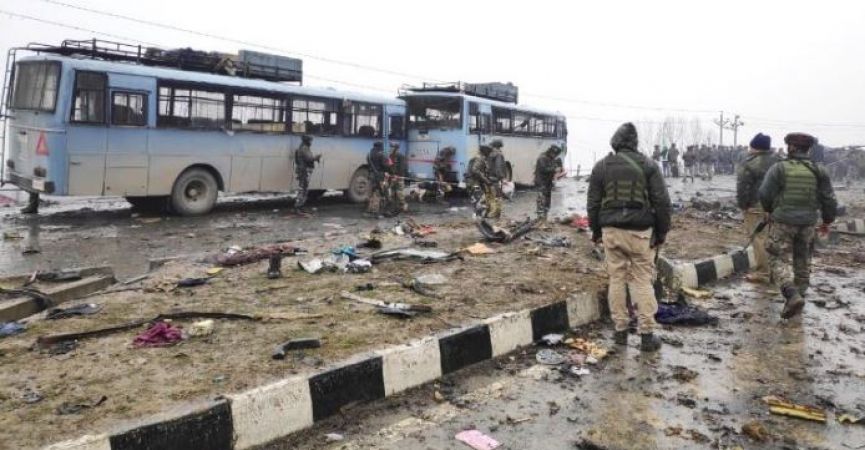 Terrorists took help of Women and  children helped to transport explosives for the attack in Pulwama: Report